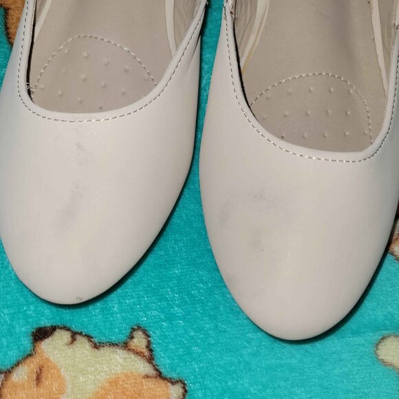 Nude Ankle Flats (Small Heel) - Picture 3 of 4